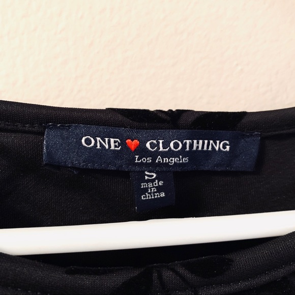 One Clothing Damask Dress size Small - Picture 3 of 4